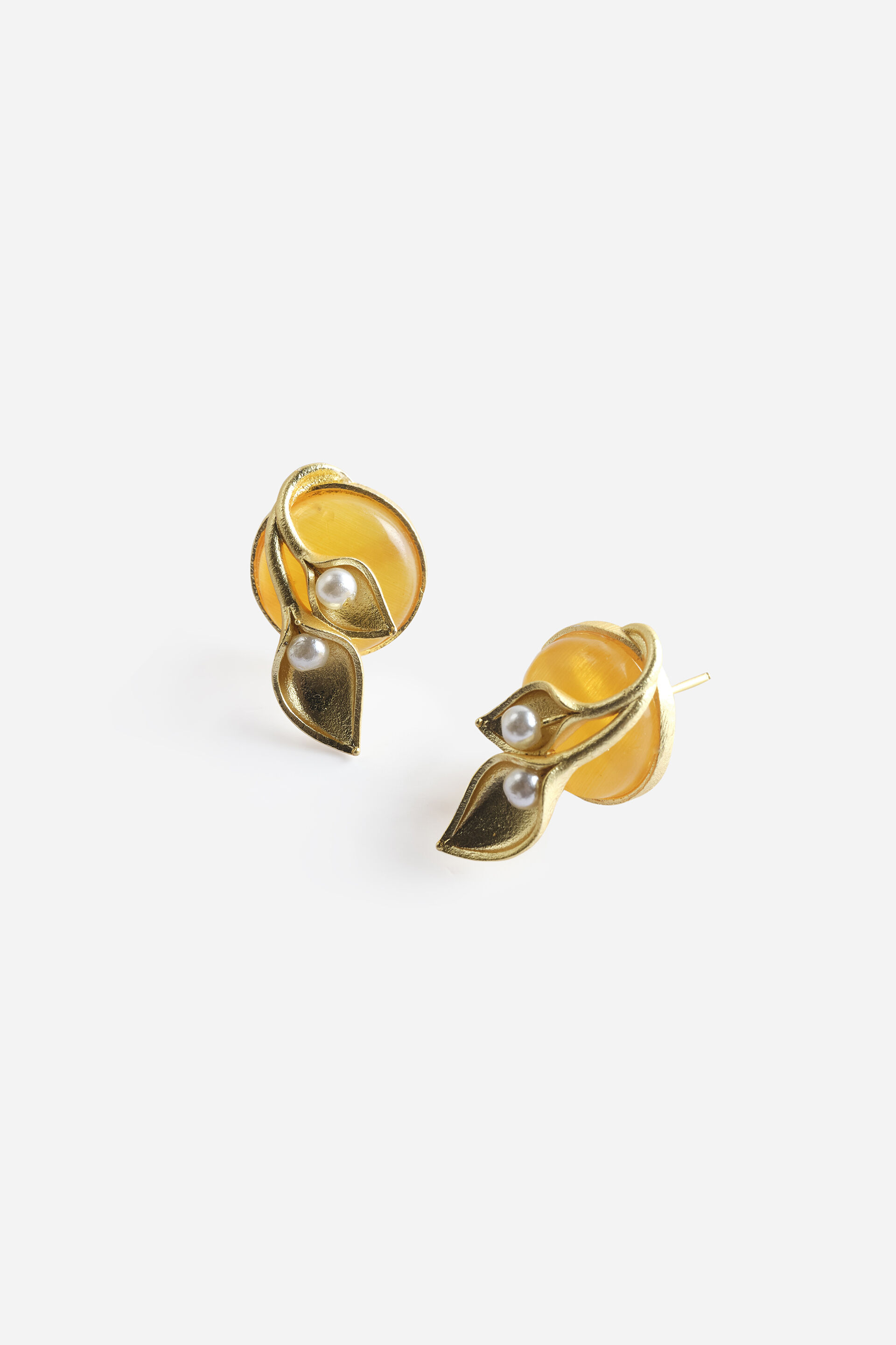 Calla Lily Earrings